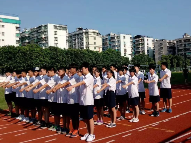 漫长陪伴将始终坚持以学生为中心持续夯实健康之基浸润健康之识 漫长陪伴将始终坚持以学生为中心持续夯实健康之基浸润健康之识